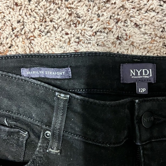 NYDJ Marilyn Straight Leg Jean - Picture 4 of 4